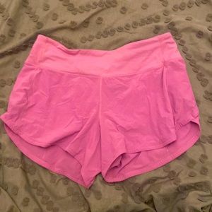 Pink Lululemon Speed Up Low-Rise Lined Short 2.5" size 4!!
